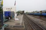 Hausbahnsteig des bangkoker Bf. ...  Karl Seltenhammer 21.04.2011