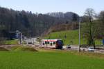 BD Bremgarten - Dietikon Bahn Mit den neuen Diamanten werden nicht nur alte Z�ge, sondern auch die Be 4/8 21-25 aus 1993 ersetzt. Am 6.4.2010 war tags�ber gl�cklicherweise auch der Zug 25, der einzige, der weitgehend im Originaldesign unterwegs ist, im Einsatz. Aufnahme zwischen Rudolfstetten und dem Reppischhof. 