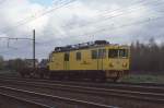 ES 502 Oberleitungs Triebwagen der SNCB hier bei Lint am 28.03.1997
um 9.13 Uhr auf der Fahrt Rtg. Brssel.