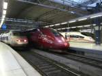 Hochgeschwindigkeit hoch 3 im Bahnhof Bruxelles Midi am 07.03.08.