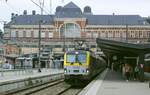 Mit einem IC von Eupen nach Oostende fährt die 1843 am 17.10.2023 im Reiterbahnhof Verviers Centrale ein