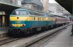 5529 und eine Schwesterlok haben ihren  schweren Zug  nach Luxemburg gebracht, 04-1994