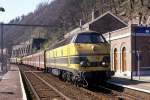 Diesellok 5520 mit IC Rtg. Liege
im Bahnhof Tilff am 27.03.1991