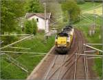 In Dreiertraktion zurck nach Belgien sind diese Dieselloks der SNCB 78.
Aufgenommen am 8.Mai 2012 unweit vom Gemmenicher Tunnel.