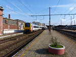 Ein Belgiescher Dieseltriebzug 4139 von Hasselt(B) nach Mol(B)  verlässt den Bahnhof von Hasselt(B) und fährt in Richtung Zonhoven(B).