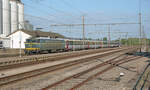 NMBS 2007 mit IC-90  Vauban  (Zürich HB - Brussel Zuid) noch unter Gleichstromfahrleitung auf dem CFL-Netz bei der Durchfahrt in Kleinbettingen (LU) am 12.09.2009, 17.14u.,mit Wagen der SBB und NMBS (I6). Scanbild 17514, Fuji S200.