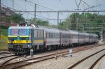 Sonderzug fr Schulgruppen im Bahnhof Welkenraedt abgestellt (Elektrolok 2131, I6- und I10-Wagen des EC-Zuges  Vauban  am 26. Juni 2011).