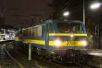 Die belgischen E-Loks 2706 und 2725 ziehen am 06.11.2010 einen Sonderzug nach Belgien. Hinten schoben zwei 218er nach.