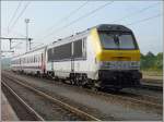 Es sieht zappenduster in Gouvy aus, anstatt einer 1500er, war am 22.05.09 die 1358 mit dem Schlerzug im Bahnhof abgestellt.