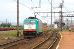 Ein Nachschuss von der Cobra 2832 fhrt als Lokzug aus Richtung Aachen-West und fhrt in Richtung Antwerpen(B) bei der durchfahrt in Hasselt(B) bei Wolken am 7.6.2012.