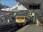 Der Break Triebzug 356 wartet im Bahnhof Lige Guillemins am 27.12.08 auf die Abfahrt nach Antwerpen Centraal.