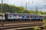 Dieser zu einem Bar-Disco-Wagen umgebaute belgische Gepckwagen DMS steht in Aachen-West. Er dient als Puffer zwischen Lok und den zu berfhrenden Desiro-Triebwagen, die die SNCB/NMBS bei Siemens bestellt hat, und nun nach und nach ausgeliefert werden. Aufgenommen am 27/08/2011.