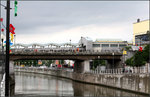 Mit der U-Bahn über den Kanal -    An der Station Delacroix in Kommune Anderlecht verlässt die Brüssler U-Bahnlinie 2 kurz ihre Tunnellage und überquert den Kanal