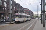 De Lijn Antwerpen PCC7061 auf Linie 24 Schoonselhof-Centraal Station, aufgenommen 13.05.2017 am Haltestelle Abdijstraat