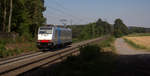 186 491-7 von Lineas/Railpool  kommt als Lokzug von Aachen-West nach Belgien und fährt die Gemmenicher-Rampe hoch. 
Aufgenommen an der Montzenroute am Gemmenicher-Weg.
Bei Sommerwetter am Nachmittag vom 27.7.2018.