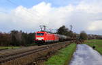 186 328-1 und 186 333-1 beide von DB-Schenker kommen die Gemmenicher-Rampe hochgefahren aus Richtung Aachen-West mit einem langen Ölleerzug aus Basel(CH) nach Antwerpen-Petrol(B) und fahren in Richtung Gemmenicher-Tunnel,Botzelaer(B),Gemmenich(B),Nouvelaer(B),Moresnet(B),Moresnet-Chapelle(B),Montzen(B). Aufgenommen an der Montzenroute am Gemmenicher-Weg.
Bei Sonne und Regenwolken am Mittag vom 7.3.2019.