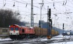 Die  Class 66 PB12  Marleen  von Crossrail fhrt mit viel Gas mit einem langen  P&O Ferrymasters Containerzug aus Gallarate(I) nach Zeebrugge(B) bei der Ausfahrt von Aachen-West und fhrt in Richtung