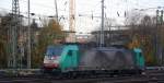 Die Cobra 2823 rangiert in Aachen-West.
Aufgenommen vom Bahnsteig in Aachen-West bei schönem Novemberwetter am Nachmittag vom 28.11.2014.