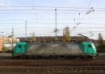 Die Cobra 2843 rangiert in Aachen-West. 
Aufgenommen vom Bahnsteig in Aachen-West. 
Bei schönem Herbstwetter am Morgen vom 14.11.2015. 