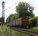 Ein Nachschuss auf ein Containerzug aus Milano(I) nach Zeebrugge-Ramskapelle(B).