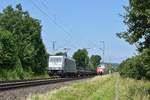 Alpha Trains Belgium 185 621 (NVR-Nummer: 91 76 0119 002-3 N-LTE), vermietet an LTE, mit Kupferanodenzug in Richtung Gießen.
(Katzenfurt, 05.06.18).