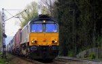 Die Class 66 DE6309 von DLC Railways kommt die Gemmenicher-Rampe herunter mit einem Containerzug aus Belgien und fhrt nach Aachen-West.