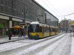 Stra�enbahnlinie M2 nach Heinersdorf am S+U Bahnhof Alexanderplatz.  ...