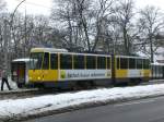 berlin Stra�enbahnlinie 60 nach Friedrichshagen Altes Wasserwerk an der Haltestelle K�penick Bahnhofstra�e/Lindenstra�e.(13.2.2010)