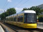 Stra�enbahnlinie M4 nach Hohensch�nhausen Zingster Stra�e an der Haltestelle Hohensch�nhausen ...