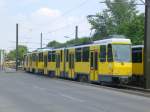 Stra�enbahnlinie M4 nach S-Bahnhof Hackescher Markt an der Haltestelle Wei�ensee ...