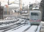 Hier 401 068-2 Crailsheim als ein ICE12 von Basel SBB ...