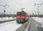 Hier 114 003-7 mit einem S-Bahn Ersatzzug von Berlin Ostbahnhof ...