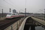 Hier 401 502-0 Flensburg als ICE695 von Berlin Ostbahnhof nach ...
