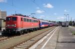 110 236-7 mit dem DZ 2790 von Warnem�nde steht hier ...