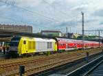 Der Eurorunner 20-011 erreicht mit einem der ILA-Shuttlez�ge den Bahnhof ...