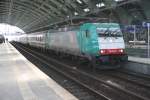 186 241 vor dem Berlin-Warszawa- Express wartet im Ostbahnhof auf ...