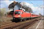 Im Haltepunkt Uebigau begr��en ...  Harald Neumann 02.04.2010
