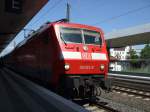 120 102 mit dem IC 1915 nach Stuttgart. Aufgenommen am ...