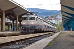 Am 28.09.2022 wartet 441 903 mit B 723 nach Čapljina auf die Abfahrt im Startbahnhof Sarajevo. 