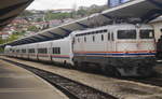 Im Fahrplan ist der Schnellzug Sarajevo - Doboj als Expr bezeichnet. Das Wagenmaterial ist ein lupenreiner Talgozug. Zuglok ist 441 492. Sarajevo, 26.4.17.