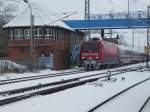 Ausfahrender IC 2184 Hannover-Binz am 02.Januar 2010 mit 101 120 ...