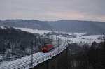 Hier �berquerte am 05.01.2010 eine BR 101 mit ihrem IC ...