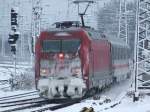 DB 101 142 erreicht wundersch�n vereist und verschneit am 03.01.2010 ...