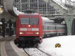 BR 101 mit Zugen IC 142 Berlin Ostbahnhof nach Schiphol steht zur Abfahrt bereit.aufgenommen am 13. 01.2010