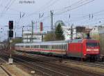 BR 101 mit Zugen 101 061-0 schiebt ihren EC112 von Klagenfurt nach Siegen durch den Heimeranplatz. 29.03.2010
