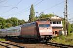 BR 101 mit Zugen 101 037-0 in Lehrte am 17.06.2010