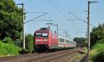 BR 101 mit Zugen 101 002-4 zieht IC von Bonn kommend kurz vor Durchfahrt Bf Br�hl - 08.07.2010
