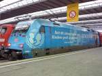 BR 101 Werbelokomotiven BR 101 016-4 Unicef, mit RE 4042, in M�nchen HBF, am 11.01.2010