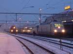 101 034-7 InForm wird f�r den bevorstehenden n�chtlichen G�tereinsatz f�r ...