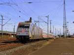 BR 101 Werbelokomotiven 101 144 'Hertha BSC' zieht ihre IC 2154 von Halle(Saale) nach D�sseldorf Hbf aus dem Dortmunder Hbf heraus. 02.04.2010